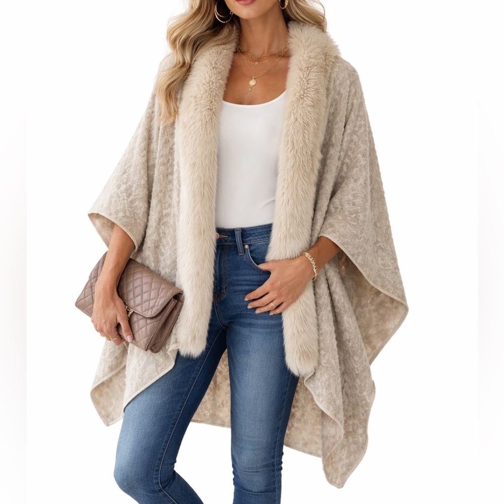 Chico’s Open Front Poncho Faux Fur Trim One Size Neutral Jacquard pattern